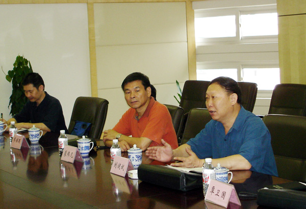 刘健斌副校长一行与桂林电子科技大学代表座谈。