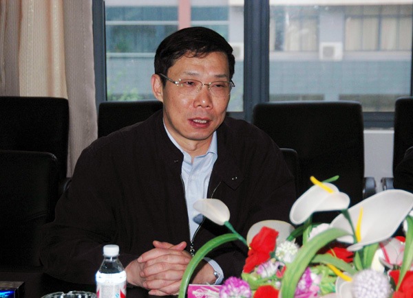 席鸿康副厅长对我校雁山校区建设情况给予肯定。