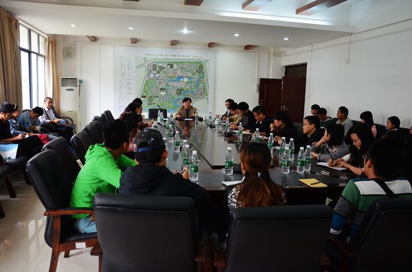 雁山校区学生座谈会现场