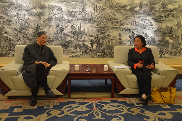 王枬书记会见白先勇先生