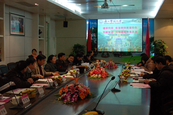 调研汇报会现场（大学生记者团 李显扬 摄）