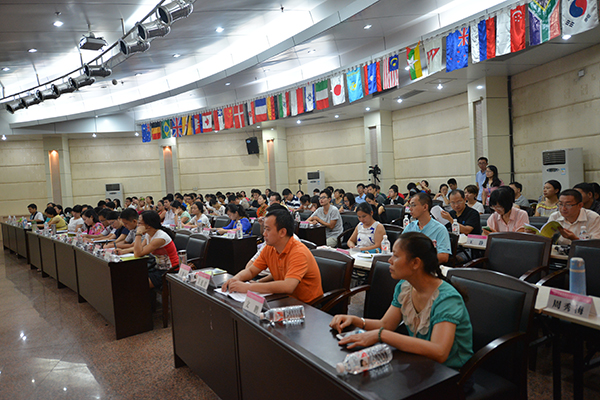 启动仪式现场（本文配图均由大学生通讯社陈园园拍摄）