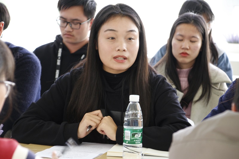 学生代表发言2.jpg