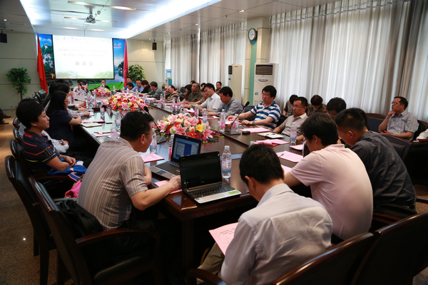 座谈会现场（大学生通讯社 李俊霖 摄）