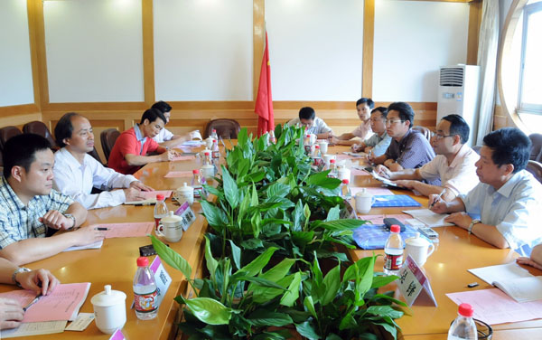 武汉工程大学考察团到我校交流考察。