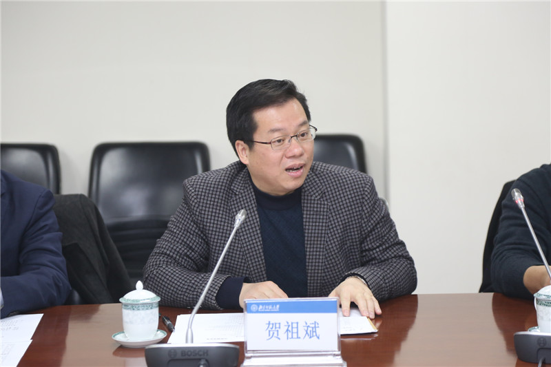 C:/Documents and Settings/qiaoliang/桌面/贺祖斌校长讲话.jpg