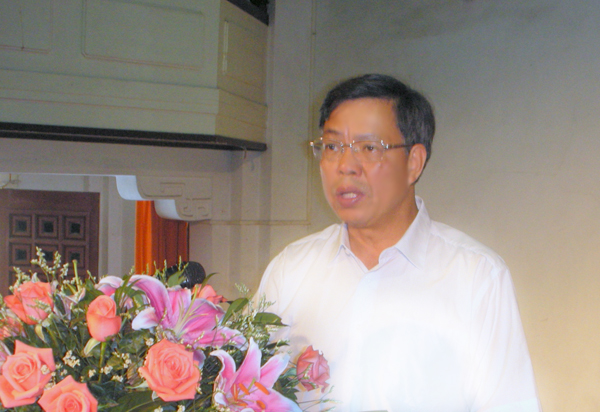 钟瑞添副校长致词