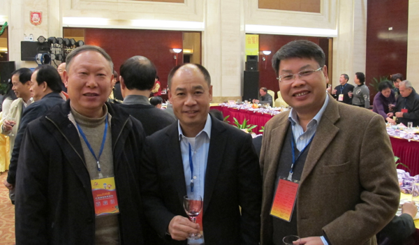 校领导刘健斌会见校友“体操王子”李宁