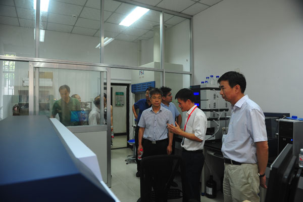 刘建宏副厅长考察重点实验室