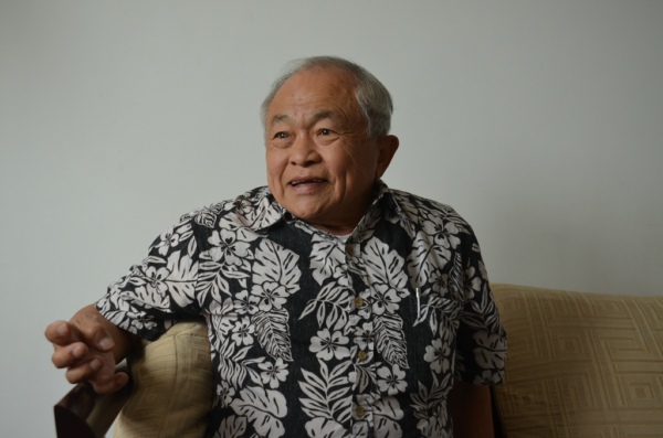 王冠川先生接受我们的采访