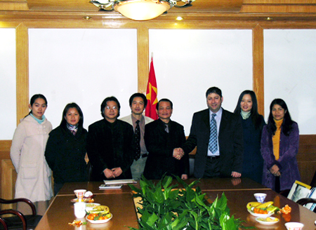 英国南安普顿大学教授到我校访问。