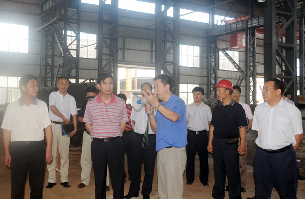 我校调研组一行参观考察平乐县二塘工业集中区。