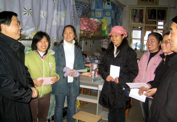                     </div></div> </div>
          
        </div>
      </div>
      <div class=