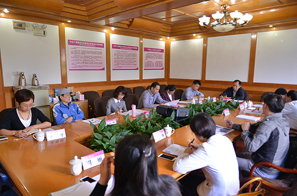 民主党派、统战团体工作座谈会现场（宣传部  王 董  摄）