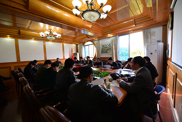 我校扶贫工作会议会场（宣传部 张婷婷 摄）