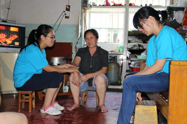 万众爱心学校开展农民工子女自护教育