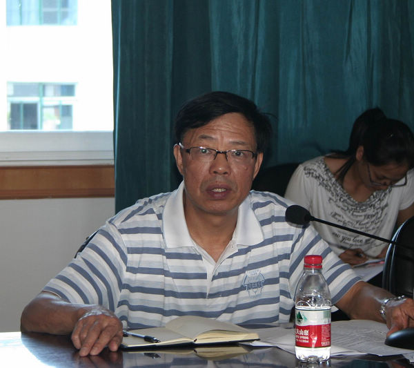 钟瑞添副校长做会议总结