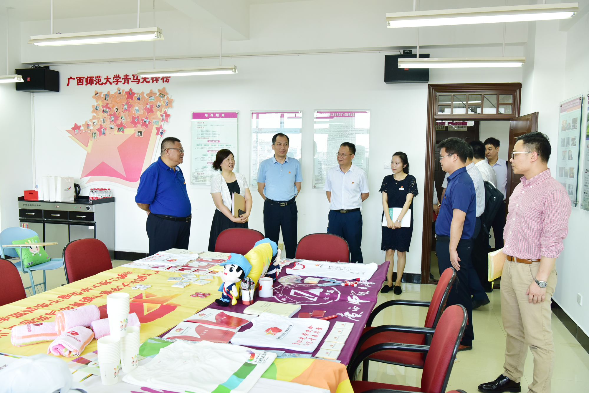 参观校团委19.jpg