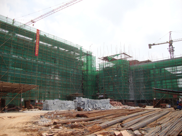 在建中的美术组团