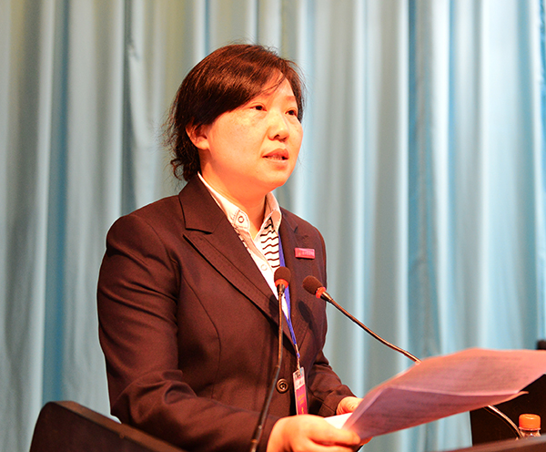 校党委副书记、纪委书记查丹明讲话，要求全校师生用实干托起美丽“师大梦”