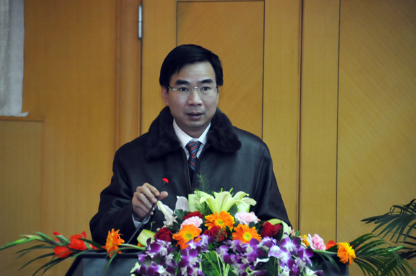 梁宏校长总结后勤服务集团十年来发展成就