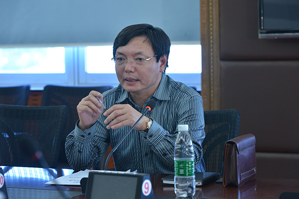 李传起副校长在会上发表讲话