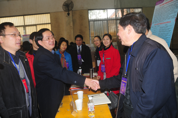 唐仁郭副书记欢迎用人单位到我校选拔毕业生