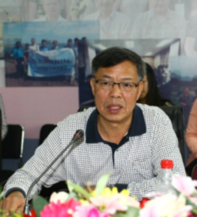 钟瑞添副校长在会上讲话