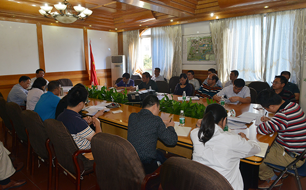 会议现场（宣传部  王董 摄）