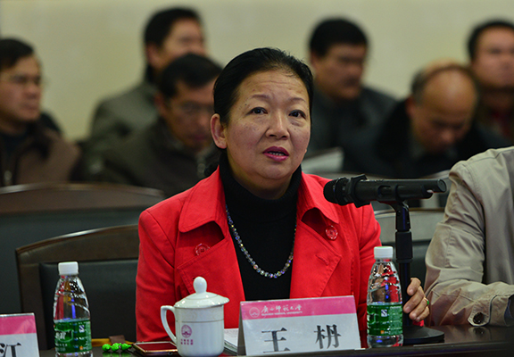 王枬书记主持召开党委全委（扩大）会议