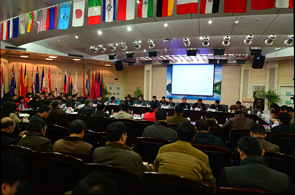 党委全委（扩大）会议现场（大学生通讯社 陈园园/摄）