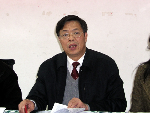 钟瑞添副校长在会上做总结发言。