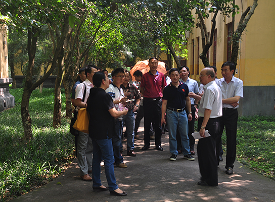 王城校区现场办公会(宣传部 王董/摄)