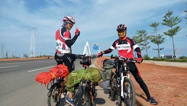 情系鲁甸，为爱骑行