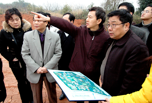 自治区检查组到我校雁山校区工地进行检查