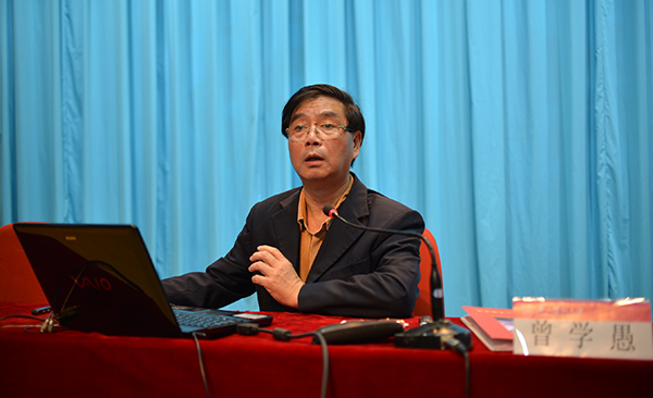 自治区人民检察院副检察长曾学愚报告会（大学生通讯社 韦一琦 摄）