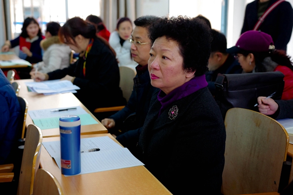 校党委书记王枬在马克思主义学院听课（大学生通讯社 童立摄）