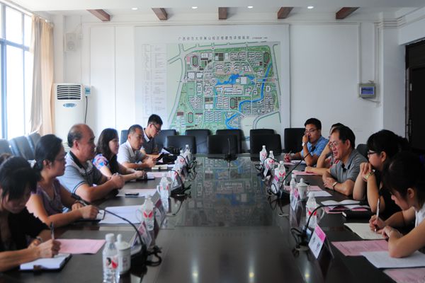 交流会上两校代表进行了深入交流