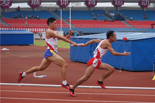 接力赛（本文配图由大学生通讯社奉偲茗拍摄）