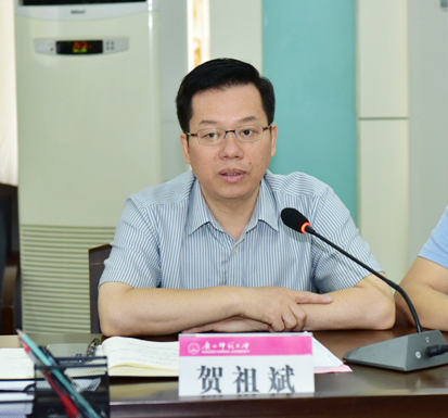 校长贺祖斌作重要讲话99.jpg