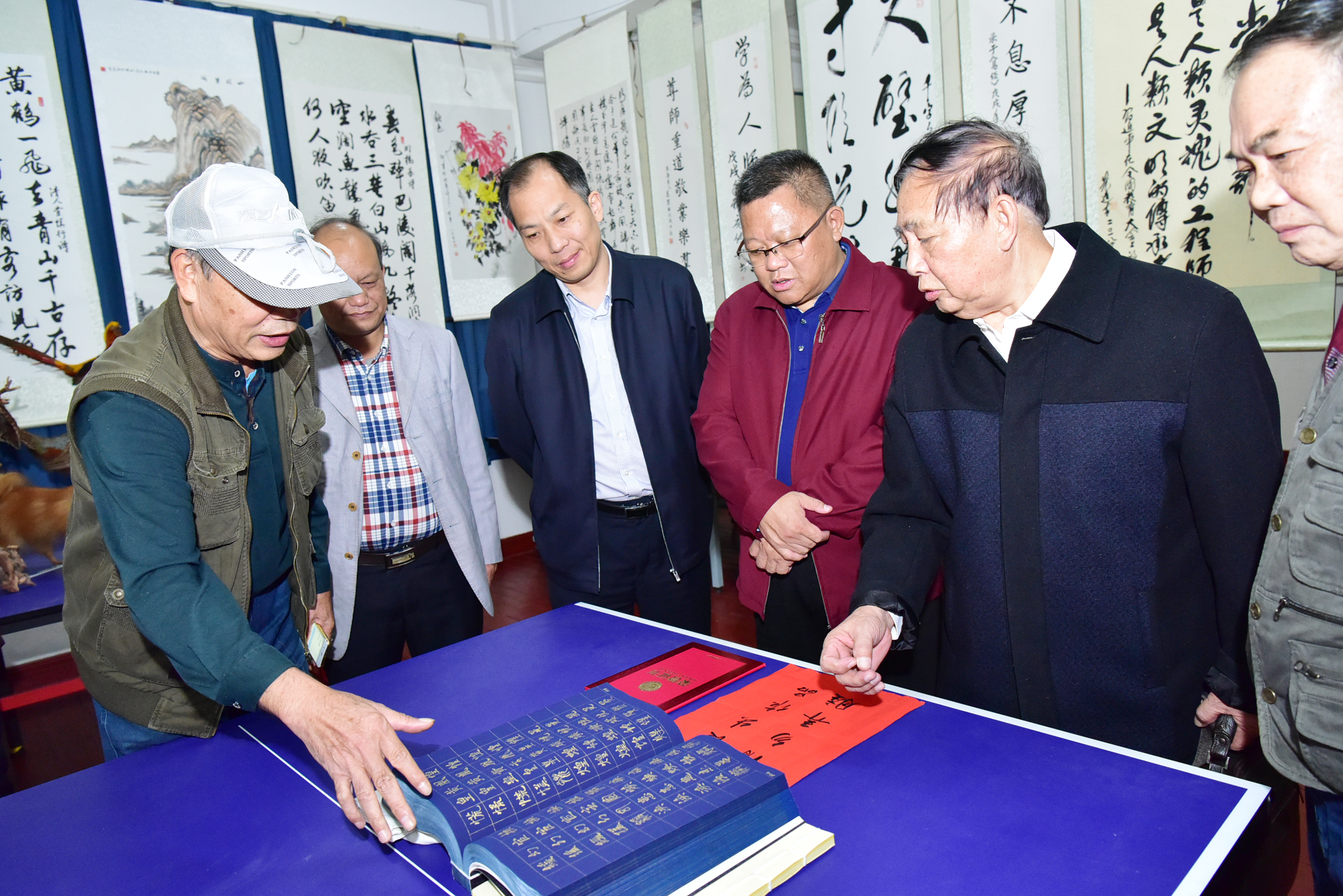 参观画展29.jpg