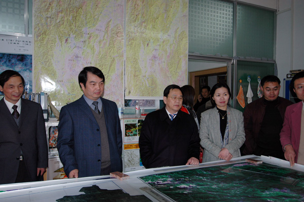 实地考察桂林                    </div></div> </div>
          
        </div>
      </div>
      <div class=