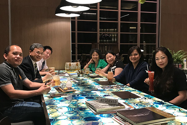 苏桂发副校长与中外方孔子学院院长等座谈.jpg