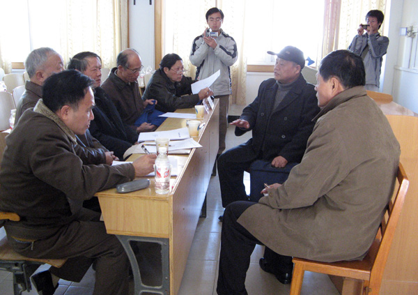 评委集中评议。