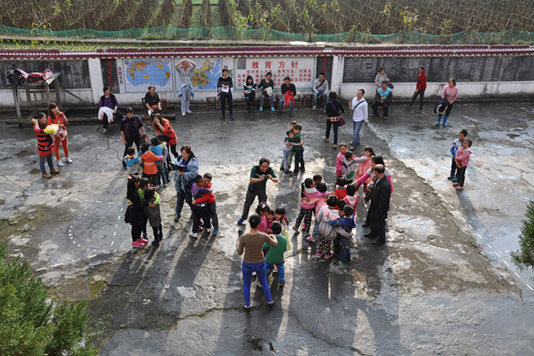 欢乐的游戏现场