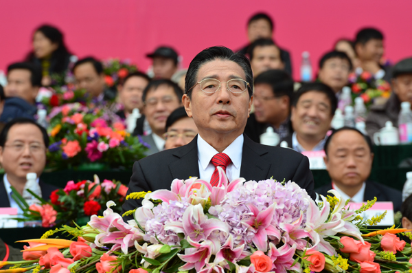 自治区党委书记                    </div></div></article>
                    </div>
                    <div id=