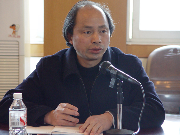 易忠副校长作重要讲话。