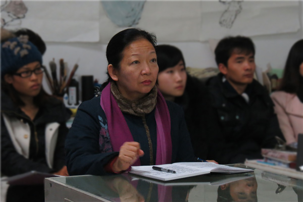 王枬书记在美术学院听课 (大学生通讯社 陈佳琳/摄)