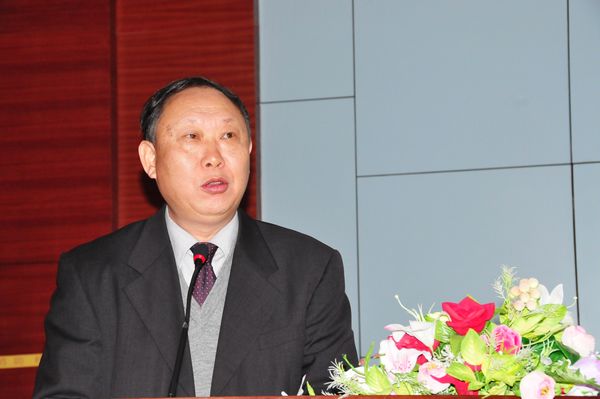 刘健斌副校长在启动仪式上讲话