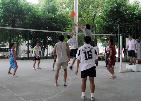 比赛精彩场面。